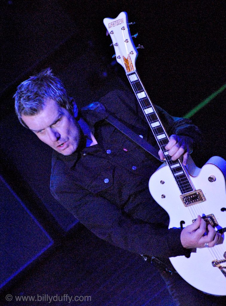 Billy Duffy's Falcon Lands in New Jersey - 2010